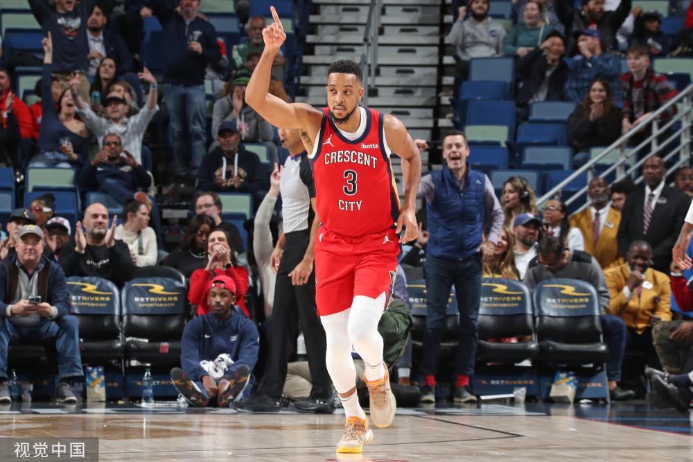 屡创佳绩的 屡创佳绩的