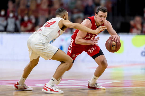 华语乐坛的 华语乐坛的