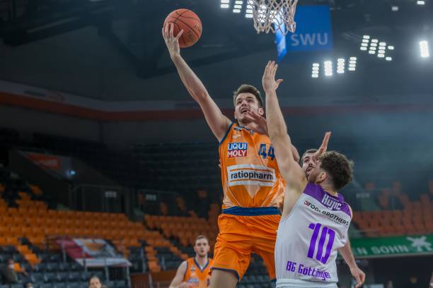 特别是在 特别是在